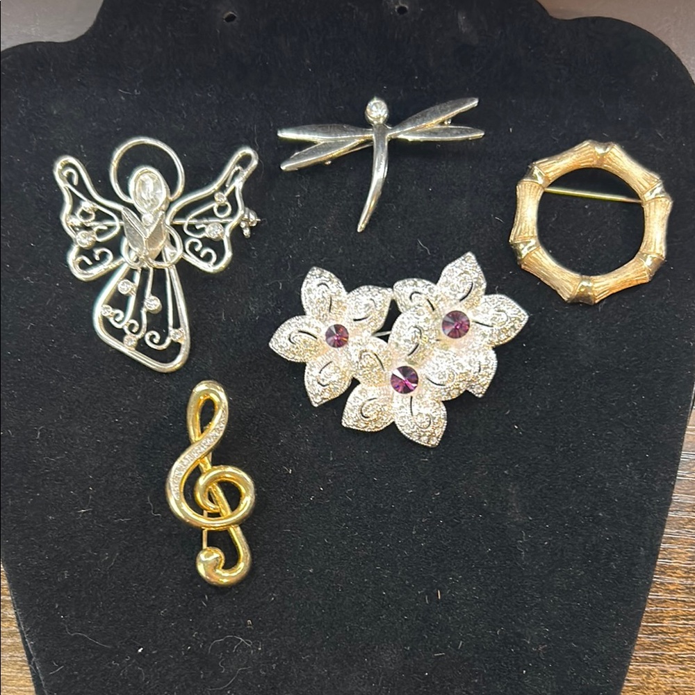 Elegant Silver and Gold Brooch Set